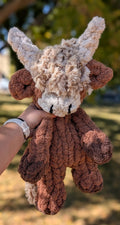 Chunky Knit Highland Cow Snuggler