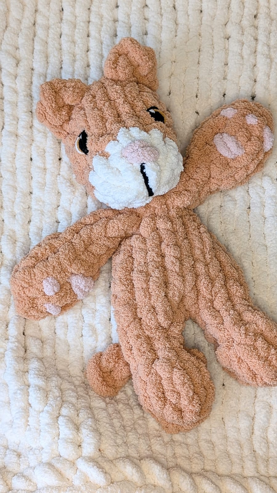 Chunky Knit Cat Snuggler